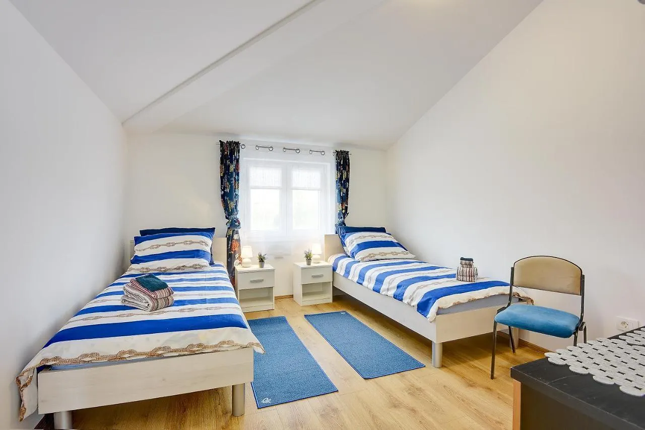 Apartman Legos  Loborika